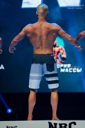 MEN'S PHYSIQUE МАСТЕРА +40